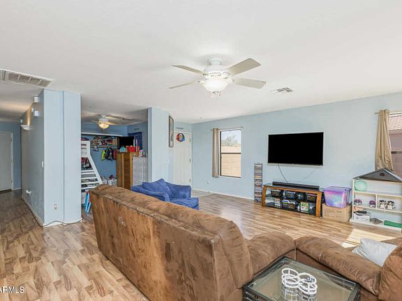 5th image of 33175 N Cat Hills Ave