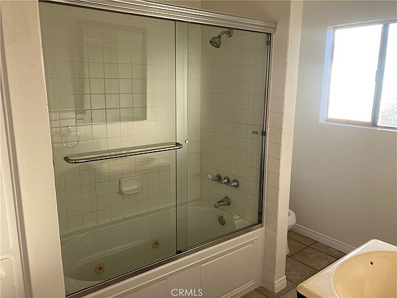 5th image of 8505 Columbus Ave Unit 211