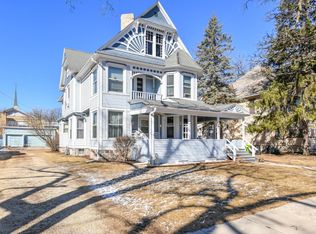 214 S 3rd St #212, Delavan, WI 53115
