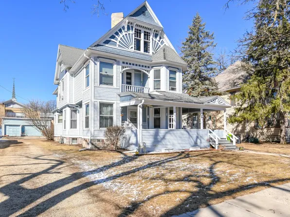 214 South Third STREET #212, Delavan, WI 53115