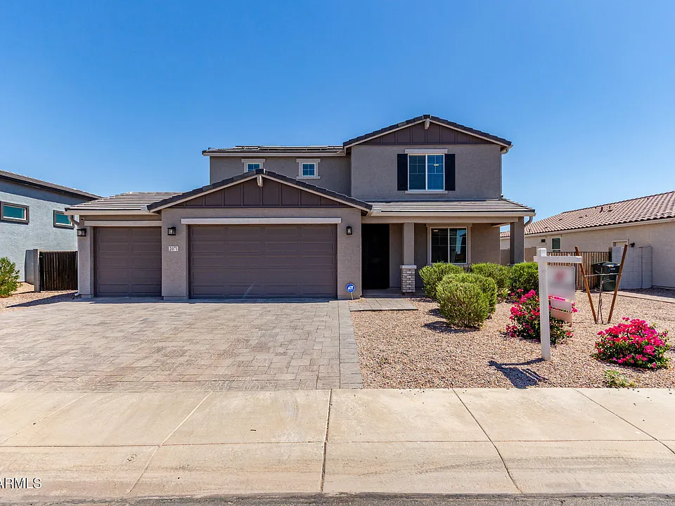 2071 E Piedmont Pl