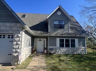 1929 S Black Cat Rd, Joplin, MO 64801