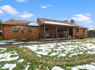 2111 Carriage Station Rd, Batavia, OH 45103