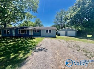 114 Rolan Gooch Rd, Hazel Green, AL 35750