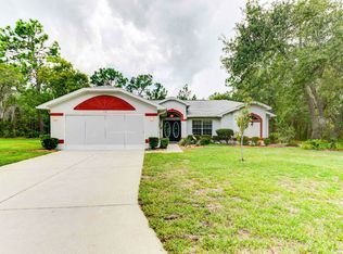 15 Paw Paw Ct N, Homosassa, FL 34446