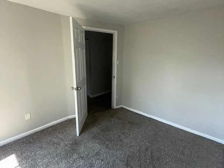848 Riverview Ter #501 — Photo 5