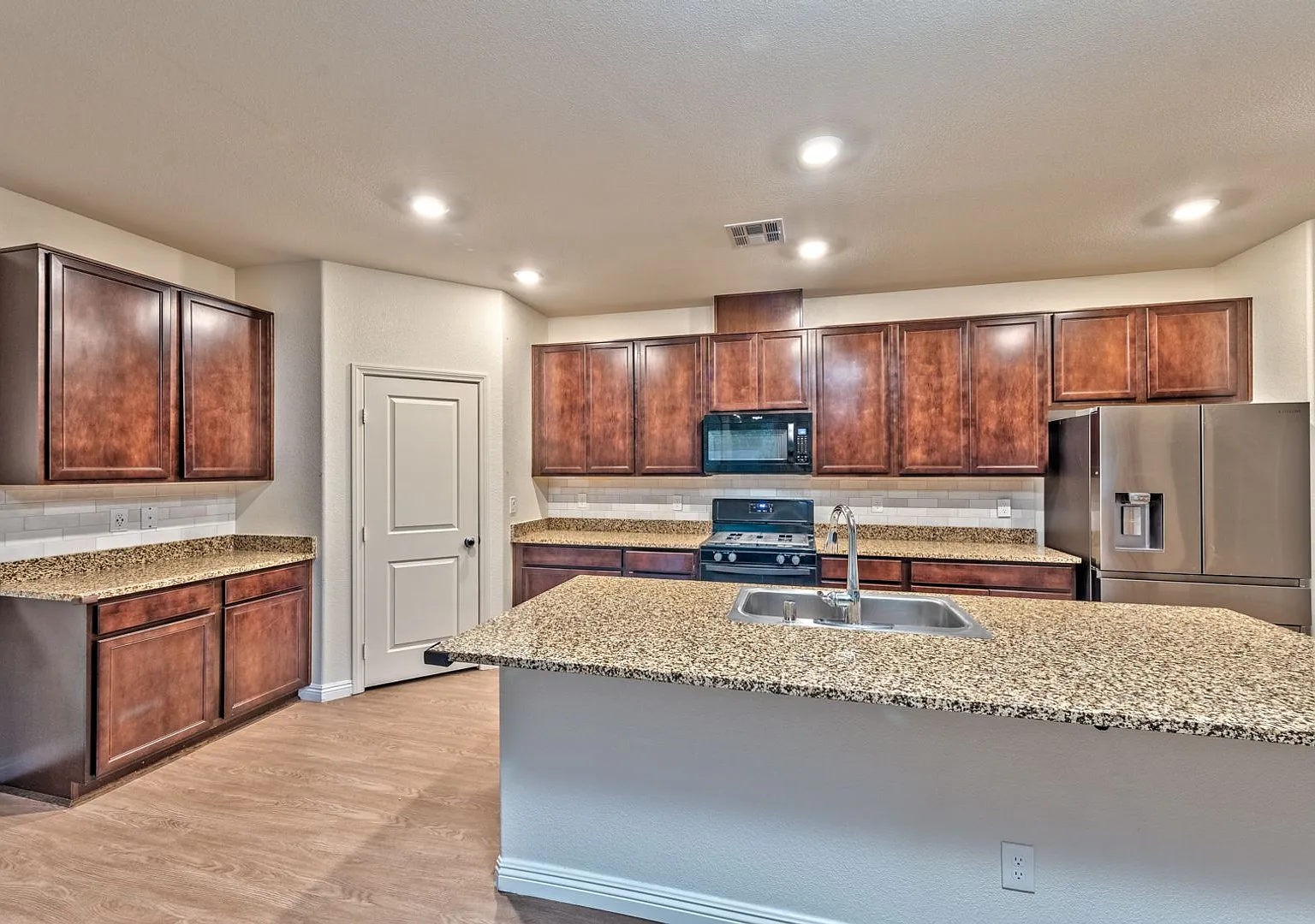 863 Elmstone Place, Las Vegas, Nevada 89138 — Photo 4