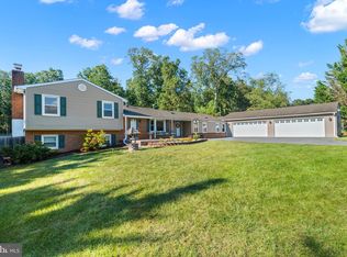 11402 Meadowlark Dr, Ijamsville, MD 21754