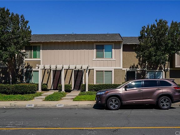 2nd image of 3811 Chelsea Dr
