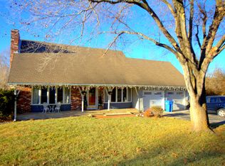 5930 SW 57th St, Topeka, KS 66610