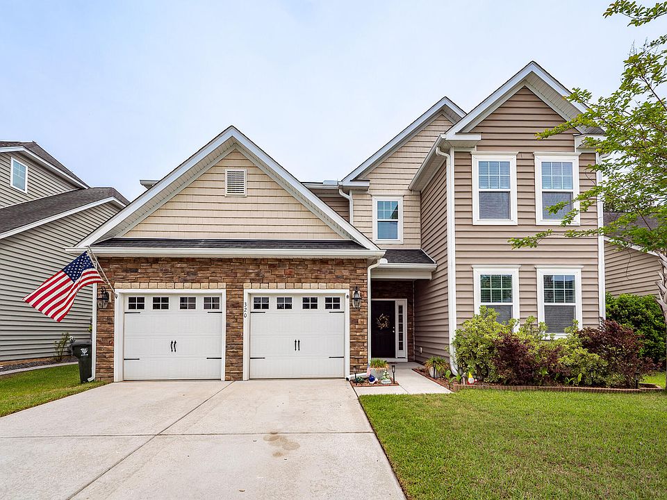 1st image of 320 Bracken Fern Rd