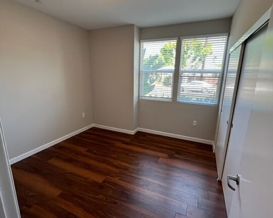 3rd image of 1020 Lake St APT B