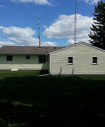 2nd image of 803 E Broadway St