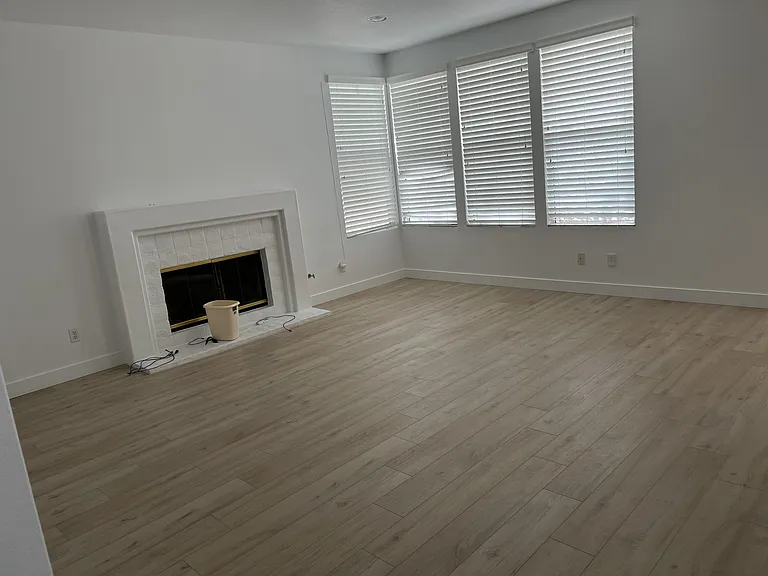 2558 Carlton Pl — Photo 9