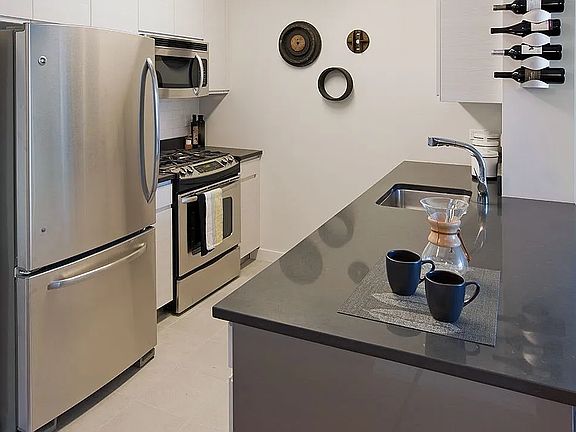 2nd image of 511 47th Ave APT 11L