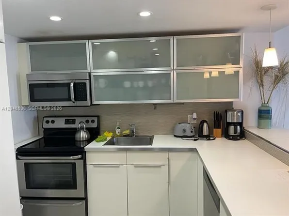 5701 Collins Ave, Miami Beach, FL