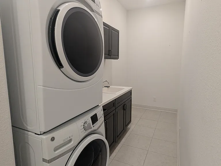 760 N Hunt Club Dr — Photo 33