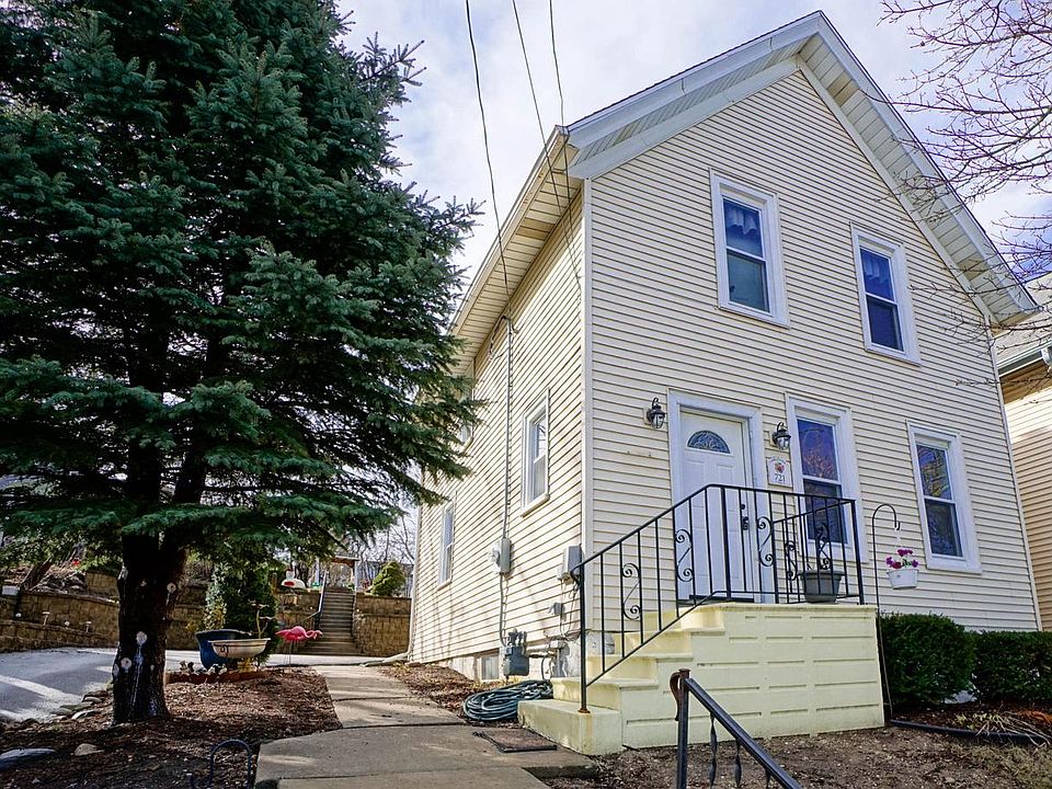 721 East Main St, Waukesha, WI 53186 Zillow