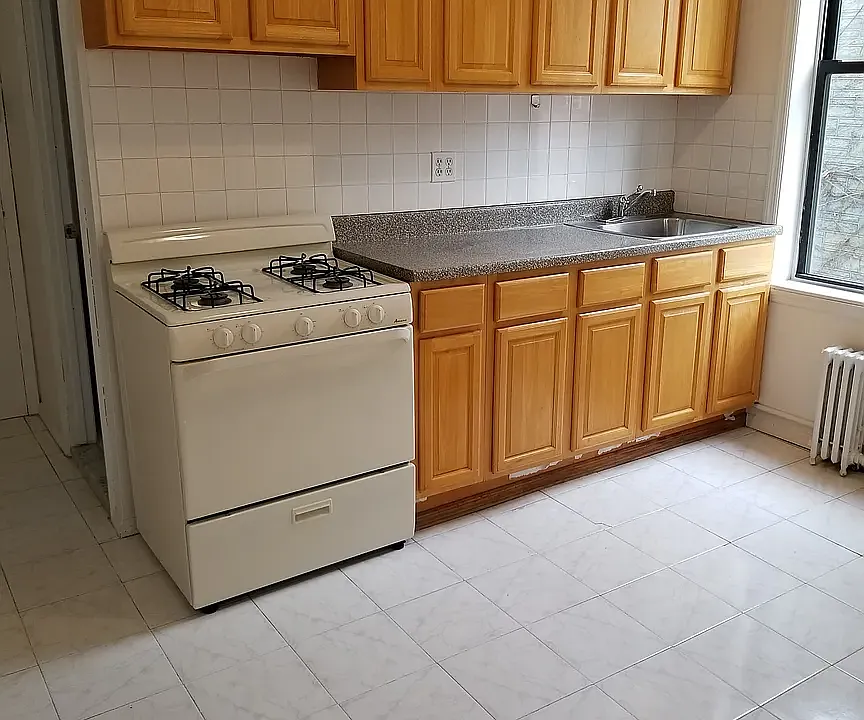 31 Diamond St #9