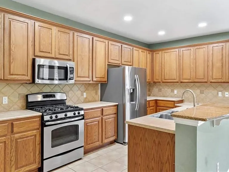 1408 River Birch Way — Photo 6