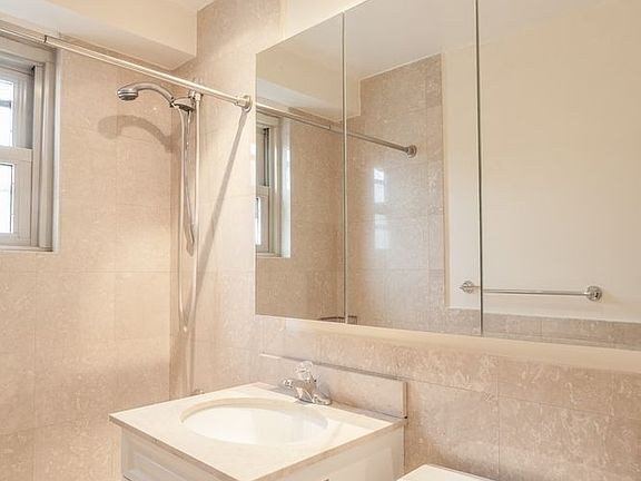 4th image of 55 W 14th St APT 11C