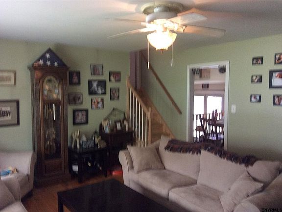 4th image of 11 Briarwood Dr