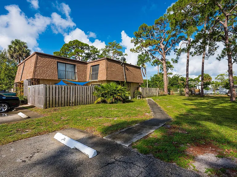 471 Kirk Rd #D — Photo 21
