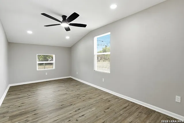 219 La Manda Blvd — Photo 20