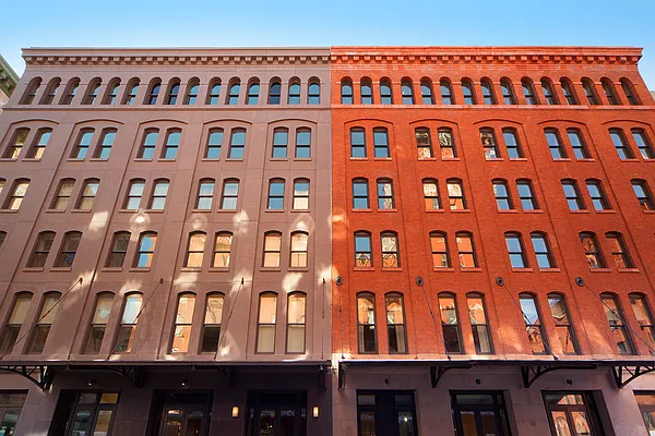 Sold by CORE | media 17