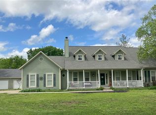 2129 Ironstone Dr, Fort Scott, KS 66701