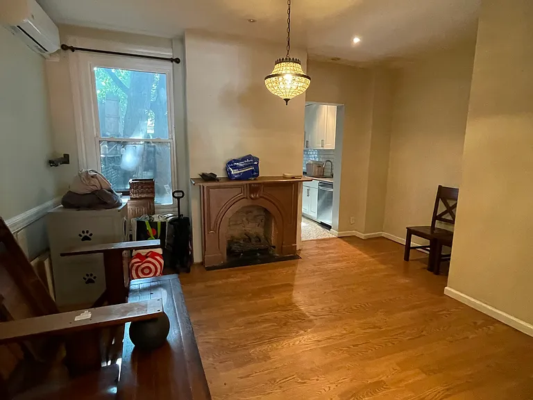 1281 Union Ave — Photo 9
