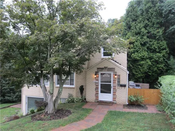 5211 White Oak Dr, Verona, PA 15147