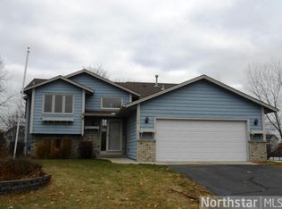 7168 37th Street Ct N, Oakdale, MN 55128