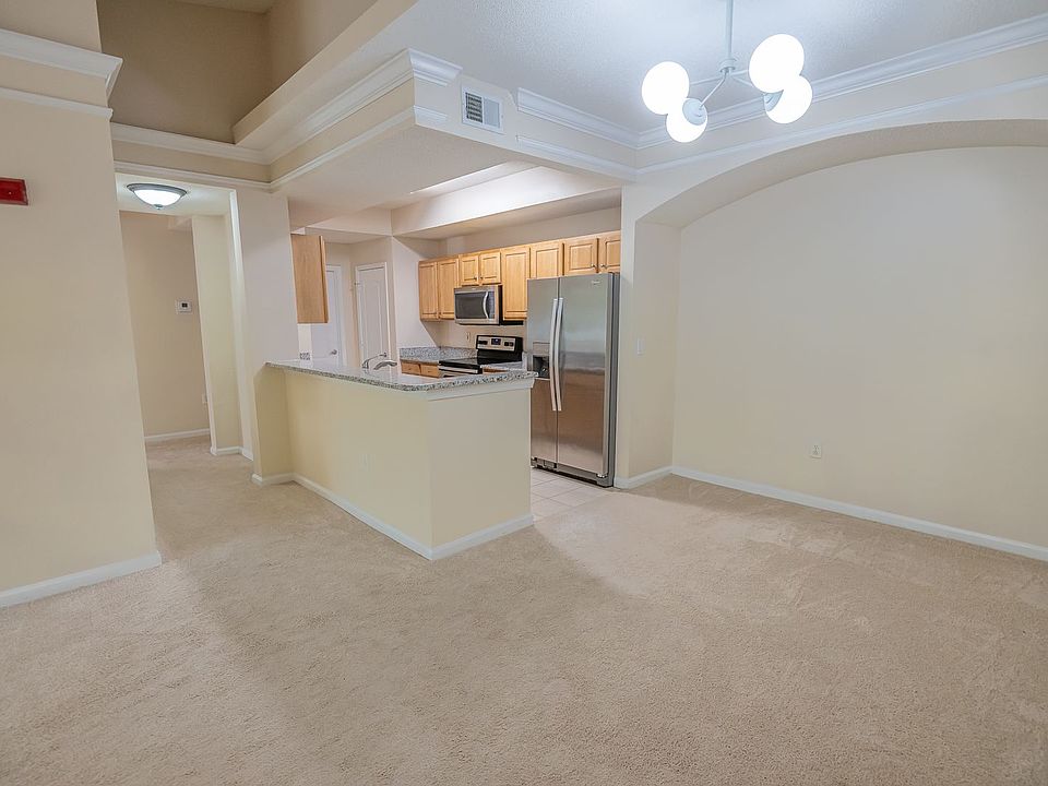1st image of 12016 Villanova Dr APT 111