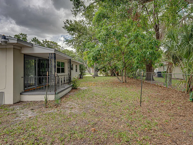 3402 W North A St — Photo 27