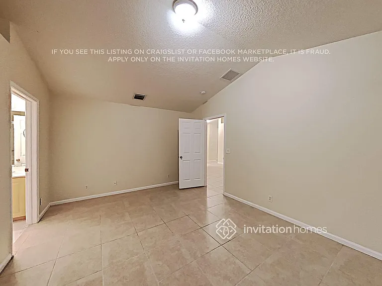 14822 Paddock Dr — Photo 9
