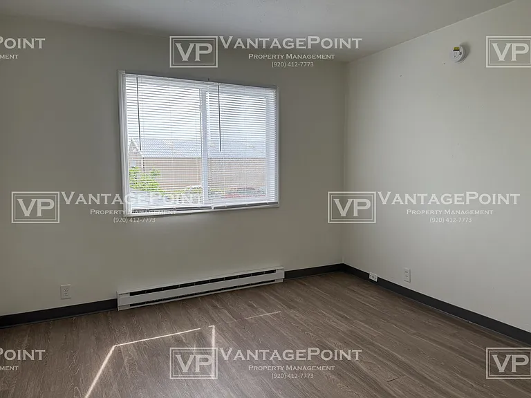 1914 Division St #1920 — Photo 19