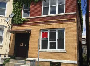 8 Bayview Ave, Jersey City, NJ 07305