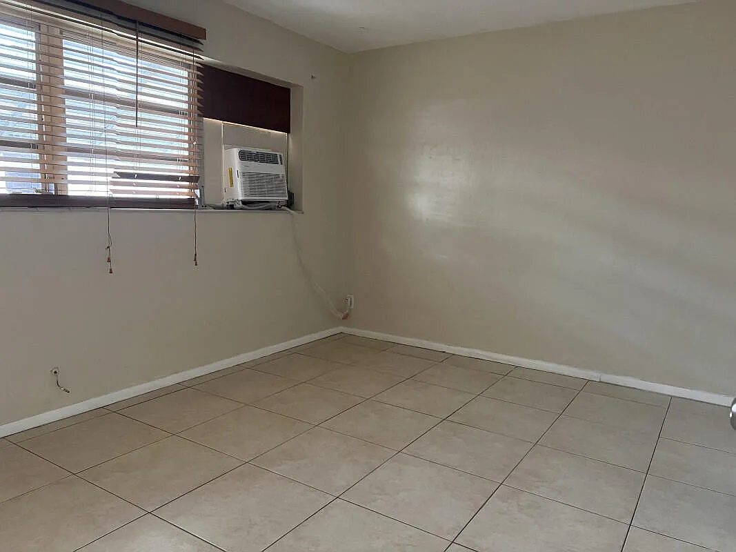 2 bed, 1.0 bath, 800 sqft, $2,290 — Photo 4
