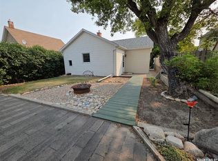 212 6th AVENUE NE, Swift Current, SK S9H 2M2