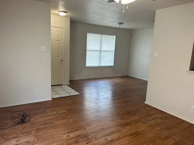 913 McDaniel Circle, Killeen — Photo 5