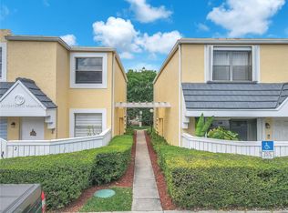 6855 SW 45th Ln APT 5, Miami, FL 33155
