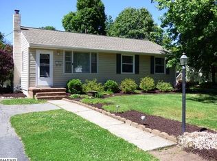 113 Howard Ave, Waynesboro, VA 22980