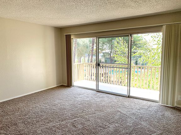 4th image of 3150 Notre Dame Dr APT 23