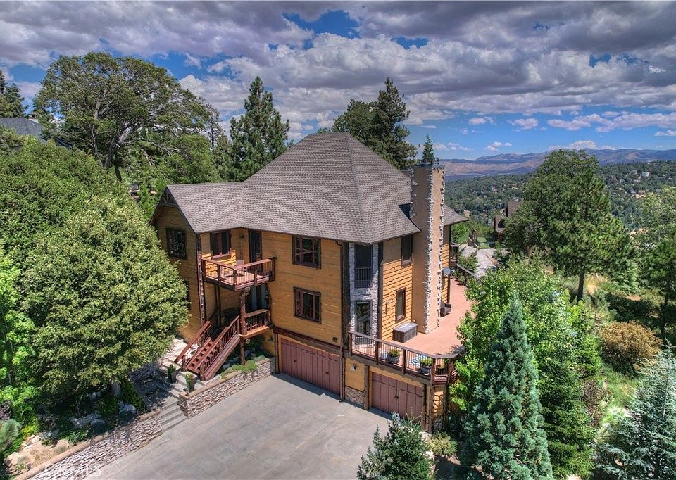 1st image of 1011 Black Oaks Dr