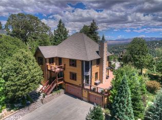 1011 Black Oaks Dr, Lake Arrowhead, CA 92352