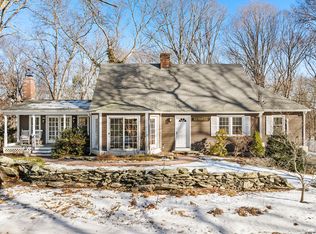 62 Lords Ln, Deep River, CT 06417