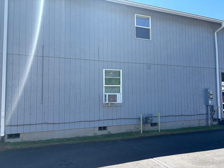 204 SE Kane Dr — Photo 18