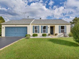 2300 S Crescent Ln, Aurora, IL 60504