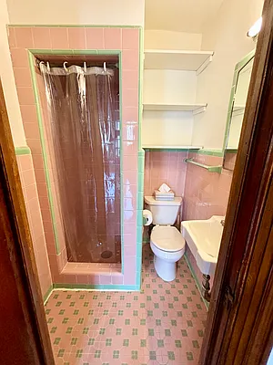 Rented by Garfield Realty  | media 16